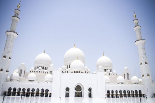 abu dhabi the grand mosque white marble