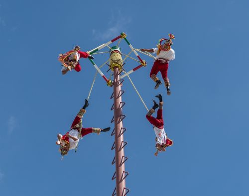 acrobats flying cozumel