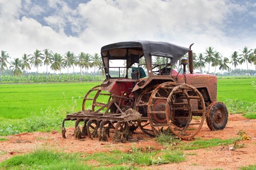 agriculture  tractor  farm
