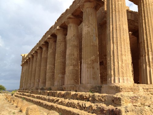 agrigento  sicily  architecture