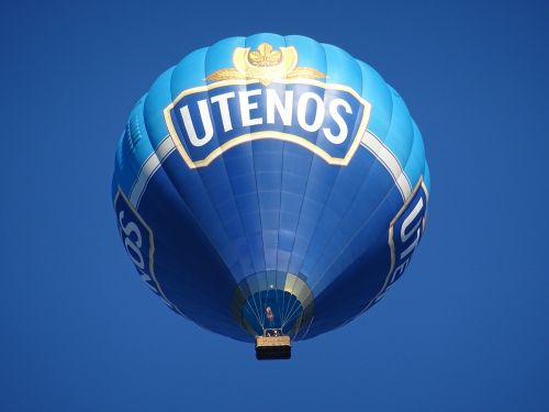 air balloon blue sky