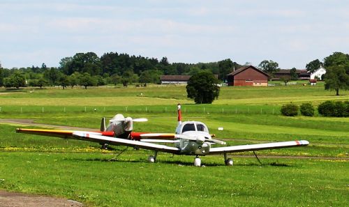 aircraft sport-piloting aircraft cessna