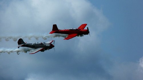aircraft  air  cloud