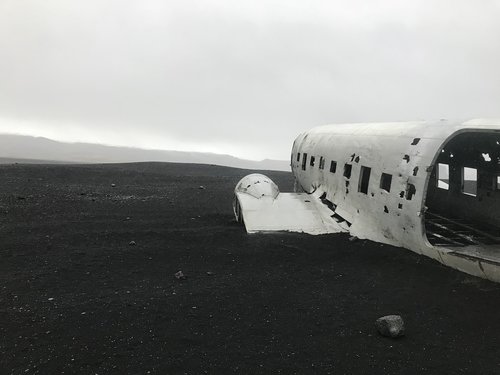 aircraft  wreck  iceland
