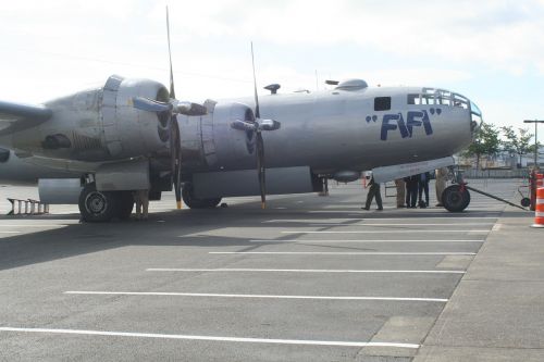 aircraft ww-ii b-29
