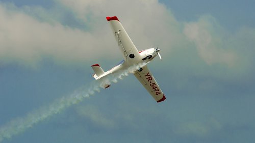 airplane  aerospool wt9 dynamic  aircraft