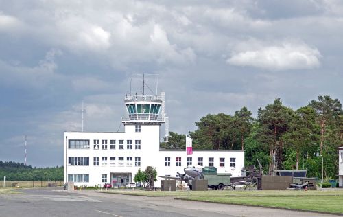 airport tower control tower