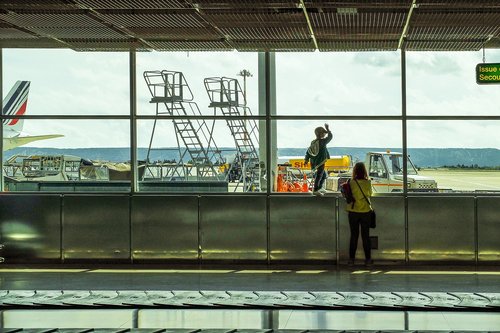 airport  terminal  arrivals