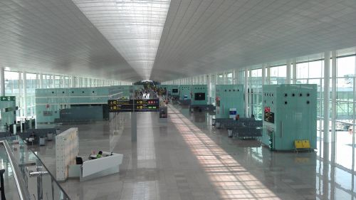 airport barcelona terminal