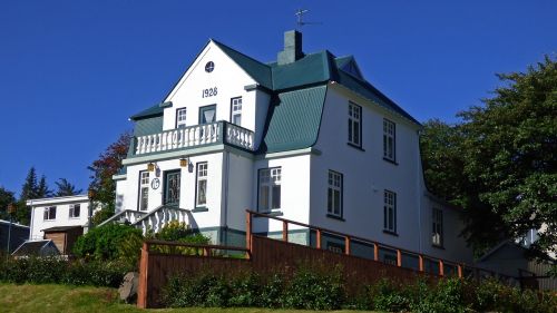 akureyri iceland house