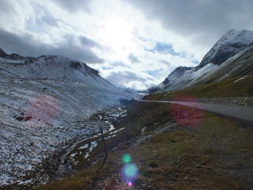 albula pass alpine winter