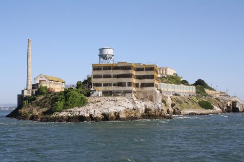 alcatraz island prison