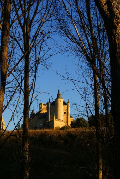 alcazar sunset segovia