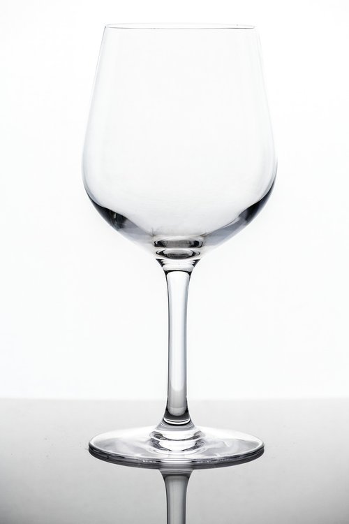 alcohol  beverage  clear