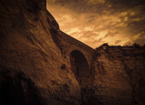 algarve misterious bridge