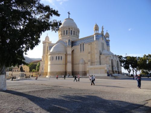 algiers sanctuary church