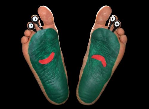 alien feet foot