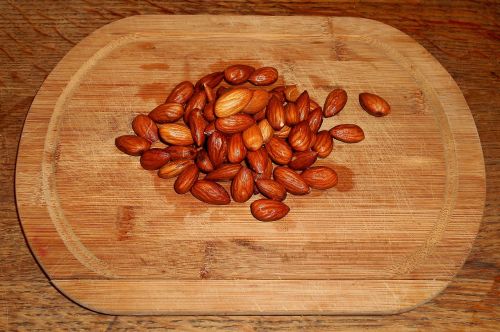 almonds easter mazurkas
