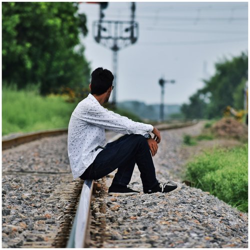 alone  feeling  track