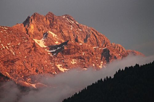 alpine evening light mountains