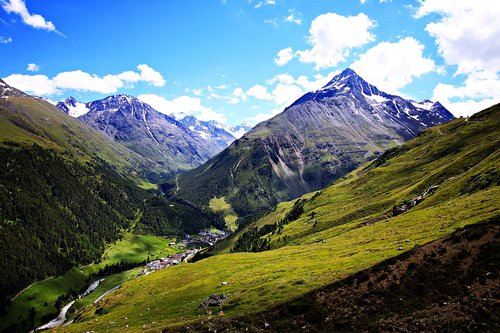 alpine  mountains  landscape