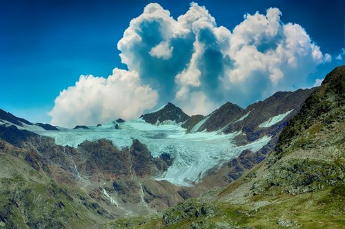 alpine  mountains  landscape