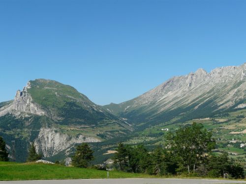 alps valley of the wolves nature