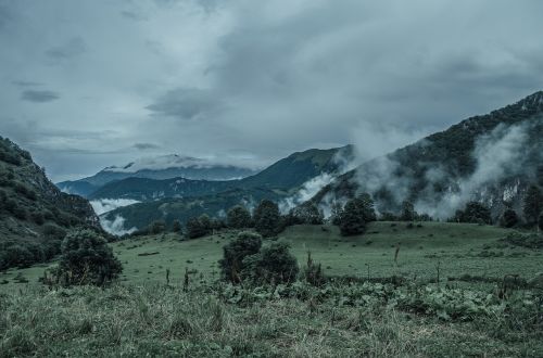 alps wedge mountains