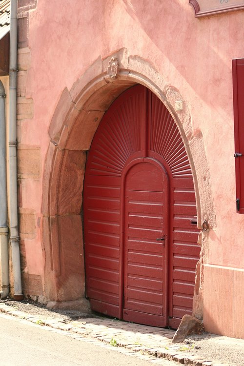 alsace  goal  historic center