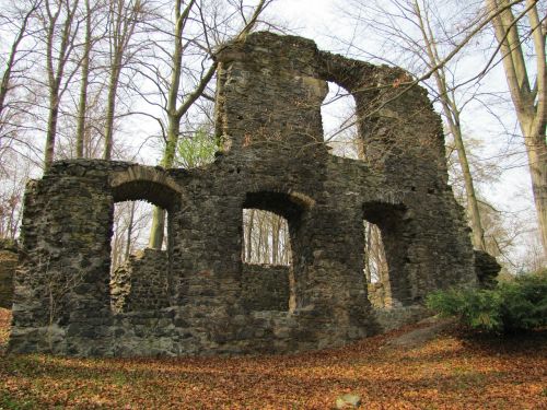 altzella abbey park autumn ruin