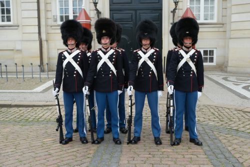 amalienborg royal castle royal guard