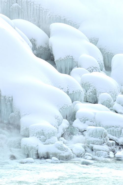 american falls niagara falls winter