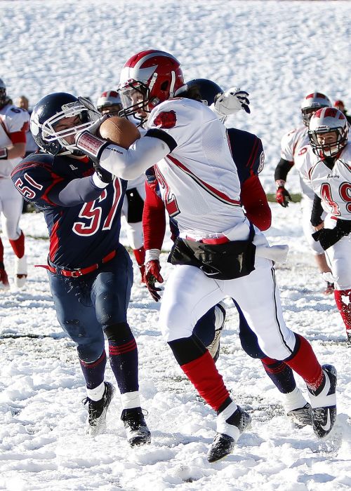 american football running back snow