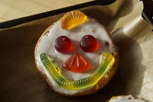 americans pastries clowns