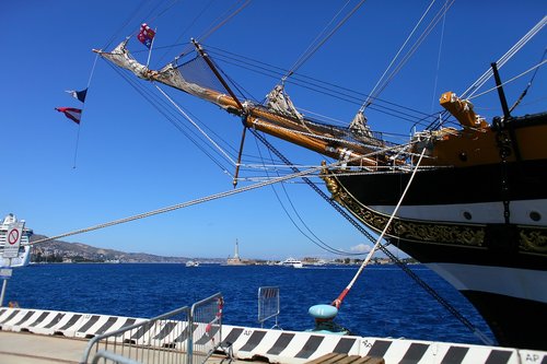 amerigo vespucci  school ship  messina