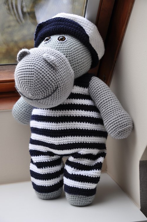 amigurumi  hippo  craft