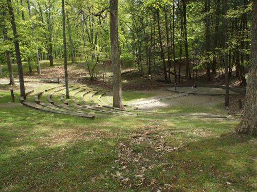 amphitheater woods stage