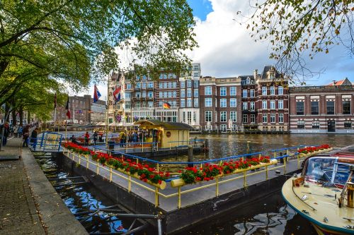 amsterdam flowers river