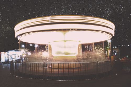 amusement park ride spinning