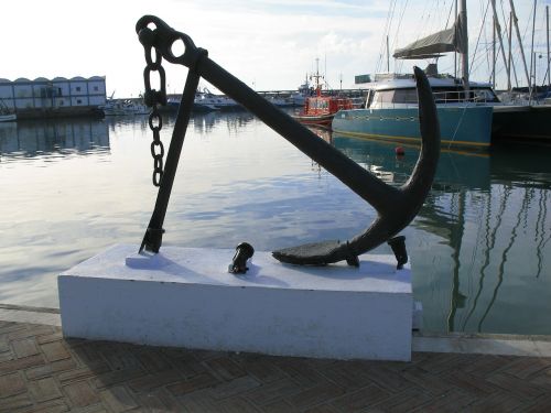 anchor boat port