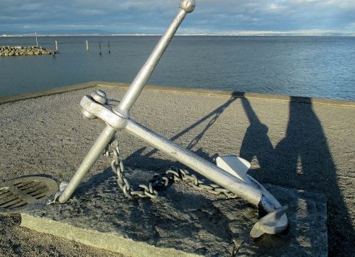 anchor iron metal