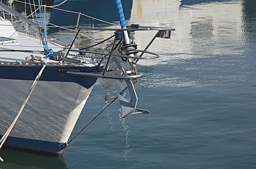 anchor boat bow