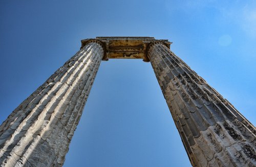 ancient  monument  architecture