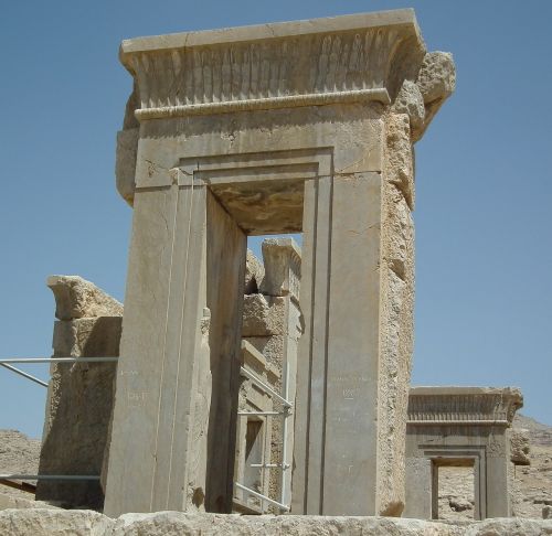ancient ruins persepolis shiraz