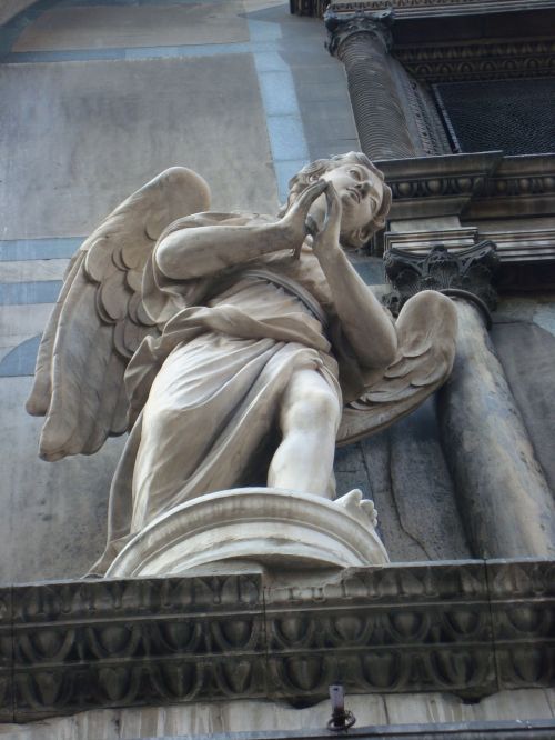angel italy statue