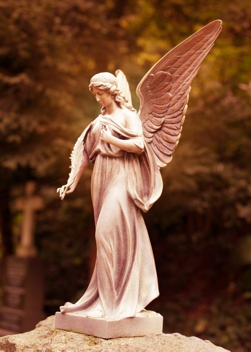 angel cemetery statue