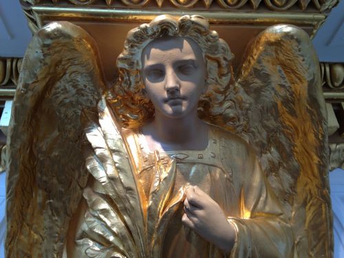 angel sculpture holy