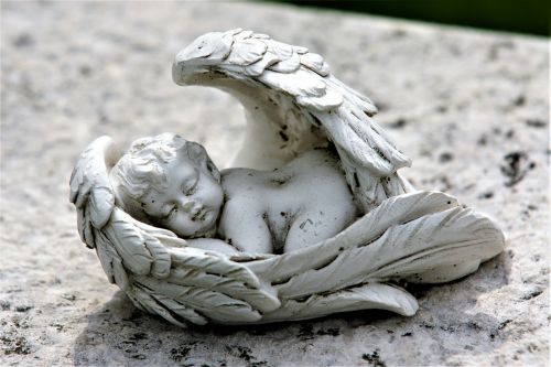 angel mourning consolation