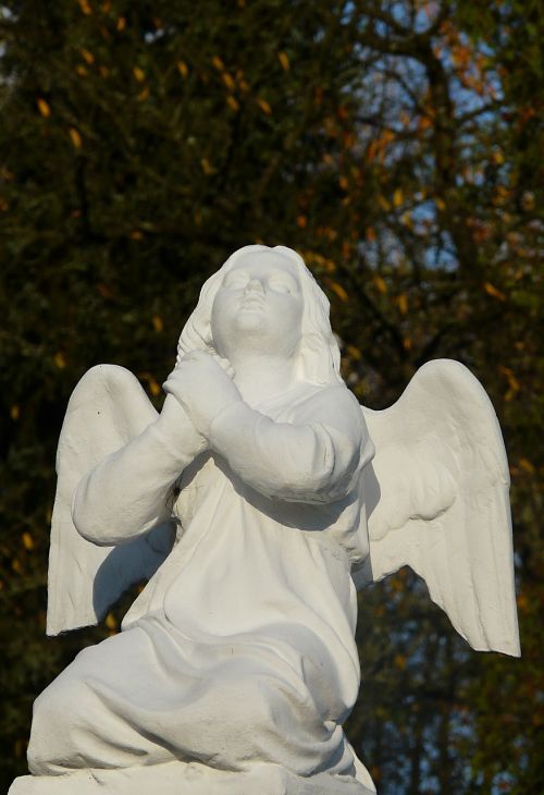 angel statue autumn