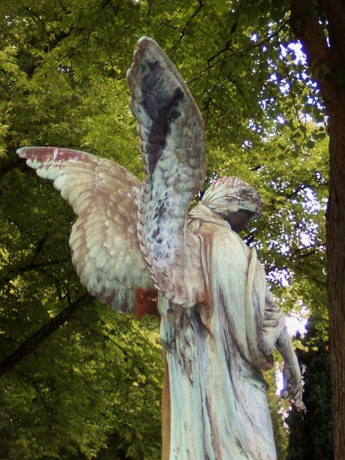 angel sculpture figure